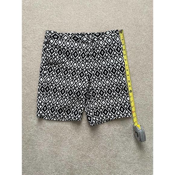 WOMEN Shorts Mario Serrani Black Pattern Sz 4 - Picture 2 of 3